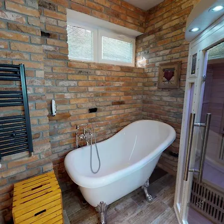 Sofia S Infrasaunou, Primo, Starý Smokovec *